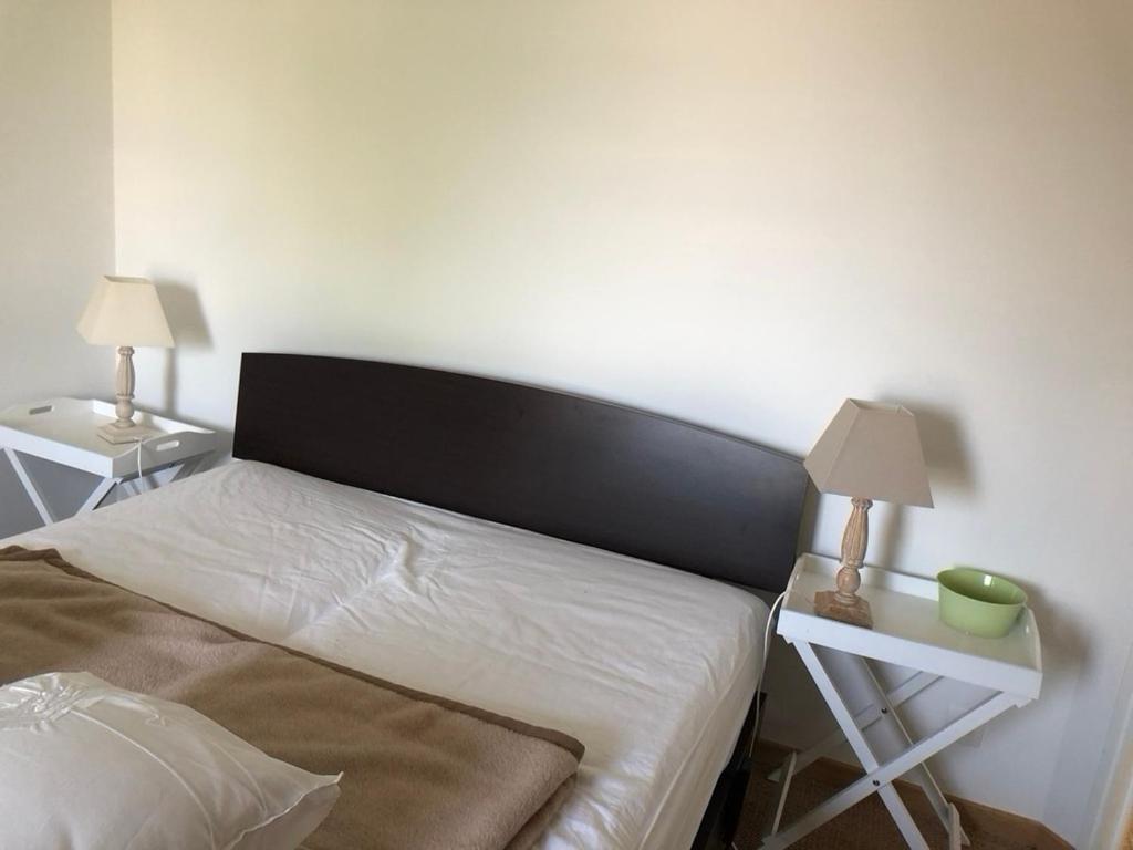 Bed and Breakfast Camélia rouge Granville Esterno foto