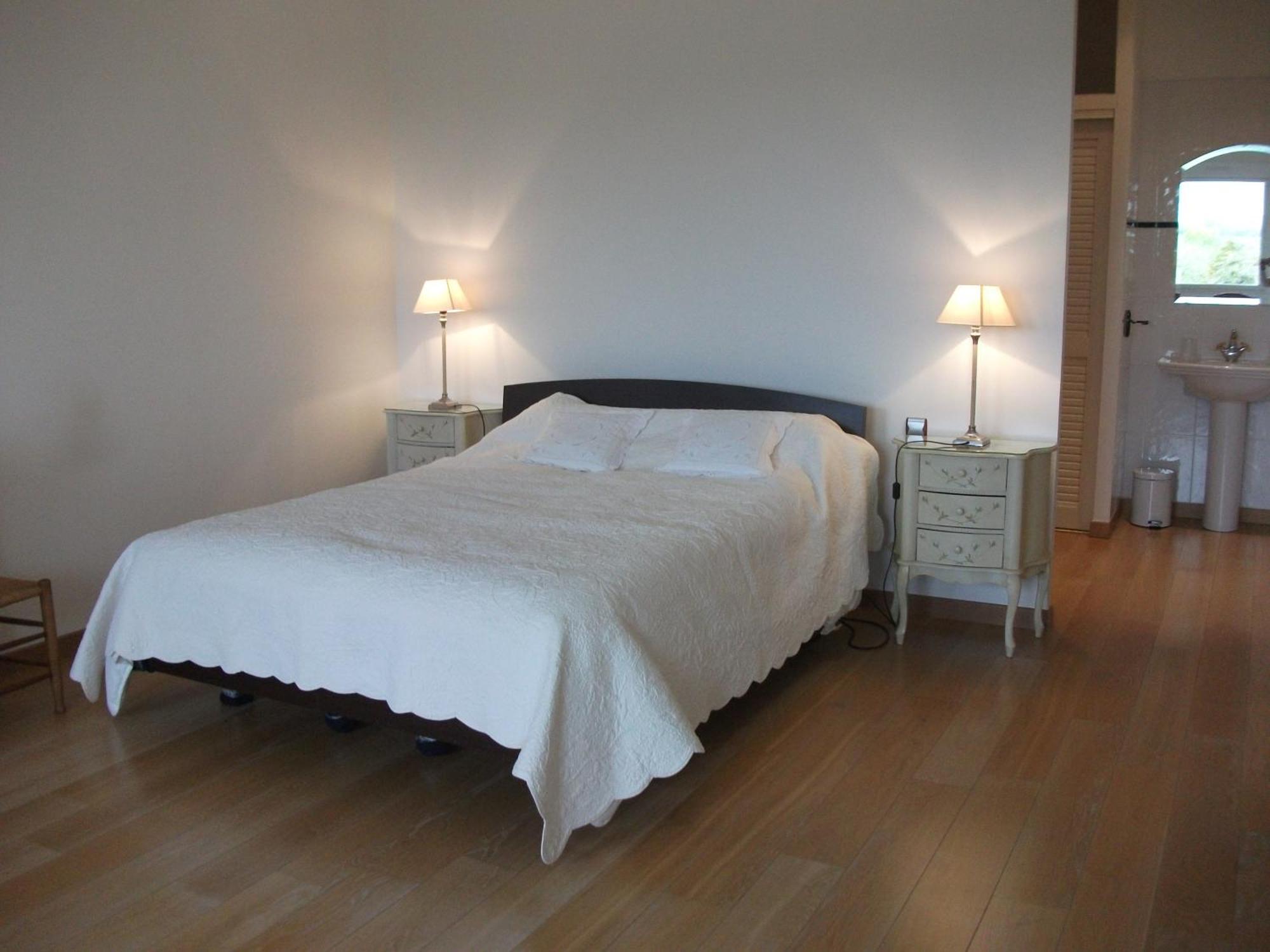 Bed and Breakfast Camélia rouge Granville Esterno foto